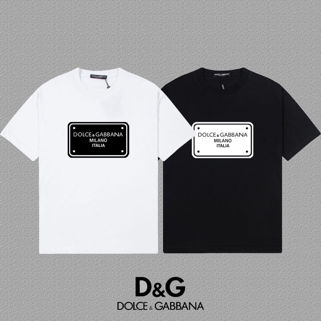 P70 🔥 [DG 杜嘉班纳] 2025FW短袖T恤 LOGO厚板 高端26s双纱300克面料 重磅面料 定制拉架罗纹同缸同染 三标齐全 男女同款 颜色：黑色 白色 尺码：S M L XL 2XL