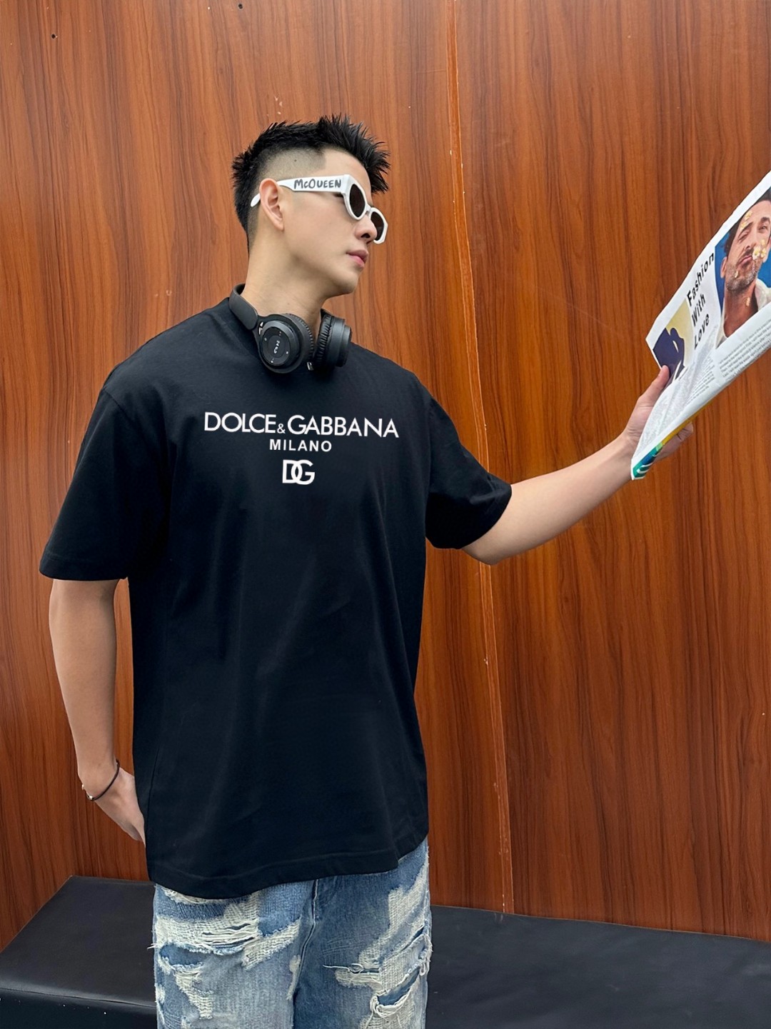 P75 🔥 [DG 杜嘉班纳] 2024FW短袖T恤 经典款刺绣字母 高端32s双纱260克面料 重磅面料 定制拉架罗纹同缸同染 三标齐全 男女同款 颜色：黑色 白色 尺码：S M L XL XXL