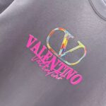 P80 华伦 2026秋冬新款 3D立体硅胶 360克圆领短袖 实物很棒 男女同款宽松版 尺码S M L XL XXL 五个码 黑色 白色 灰色