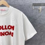 P80 Vale*华伦*天*奴 2026春夏新款 经典字母植绒工艺 双纱定制平纹纯棉面料 短袖T恤 男女同款 颜色：白色 黑色 尺码： S （90-130斤） M （120-150斤） L （140-165斤） XL （160-180斤） XXL （180-210斤）