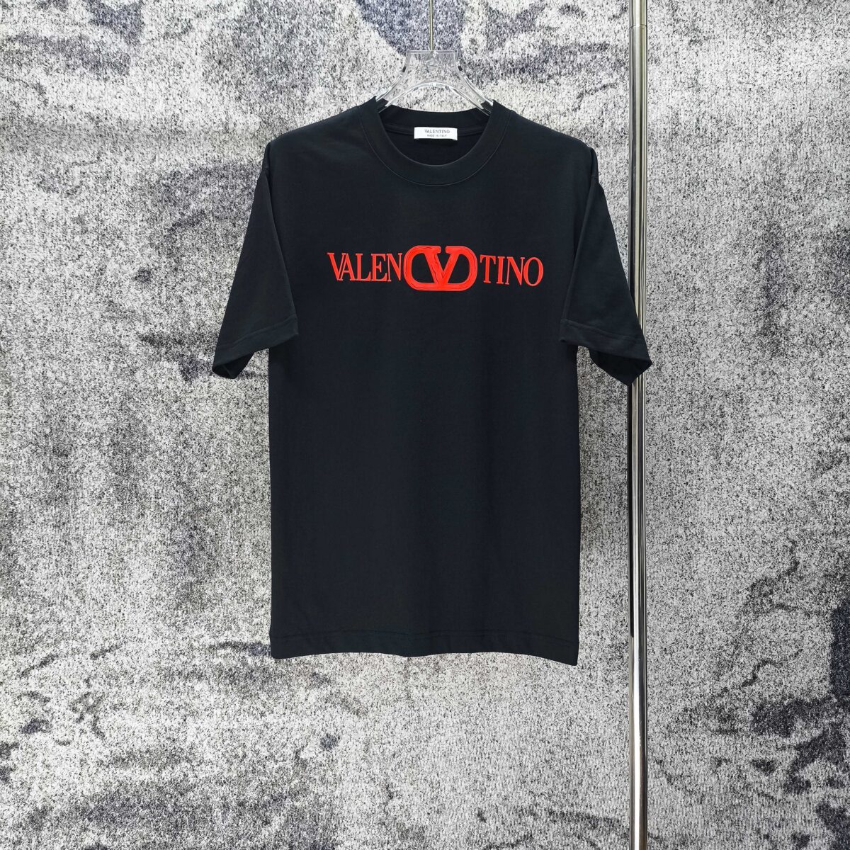 P75 VALEN* 华伦天奴 2026新款 厚板胶短袖t恤 宽松版型男女同款 尺码 S M L XL XXL 黑色 白色