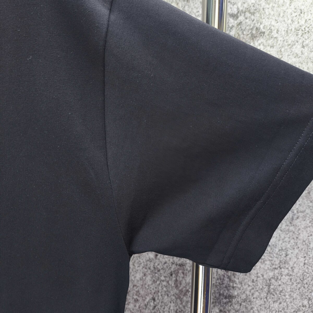 P75 VALEN* 华伦天奴 2026新款 厚板胶短袖t恤 宽松版型男女同款 尺码 S M L XL XXL 黑色 白色