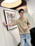 P75 valent*no *华伦 经典刺绣logo字母 《区别通货面料》双纱纯棉上衣 7a抗菌短袖tee 上身十分舒适，男女同款半袖，落肩宽松版型 颜色: 黑色 白色 咖啡色 尺码：S（90-130斤） M（125-150斤） L（135-165斤） XL（160-190斤） XXL（185-220斤）