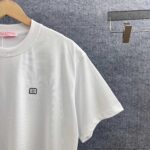P80 Vale*华伦*天奴 2026春夏新款 字母刺绣logo工艺 双纱定制平纹纯棉面料 短袖T恤 男女同款 颜色：白色 黑色 酒红色 花灰色 尺码： S （90-130斤） M （120-150斤） L （140-165斤） XL （160-180斤） XXL （180-210斤）