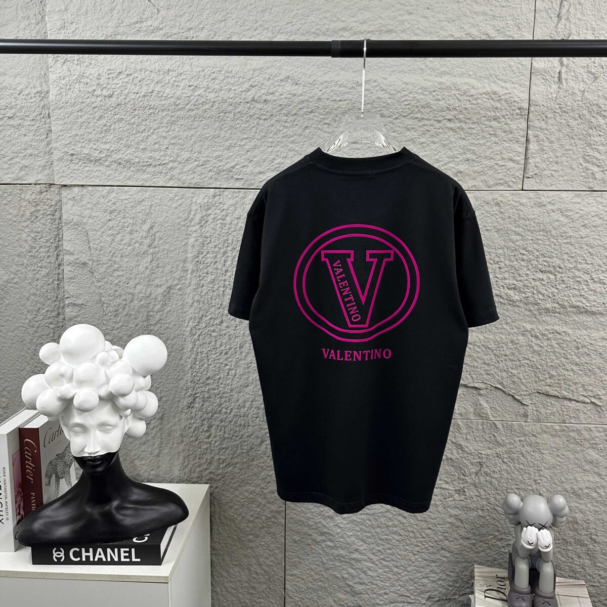 weigou_222651_0_4f18206018 P80 Valent*华伦*天奴 2026 春夏新款 经典字母植绒工艺 定制双纱平纹纯棉面料 短袖T恤 男女同款 颜色:白色 黑色 尺码: S (90-130斤) M (120-150斤) L (140-165斤) XL (160-180斤) XXL (180-210斤)