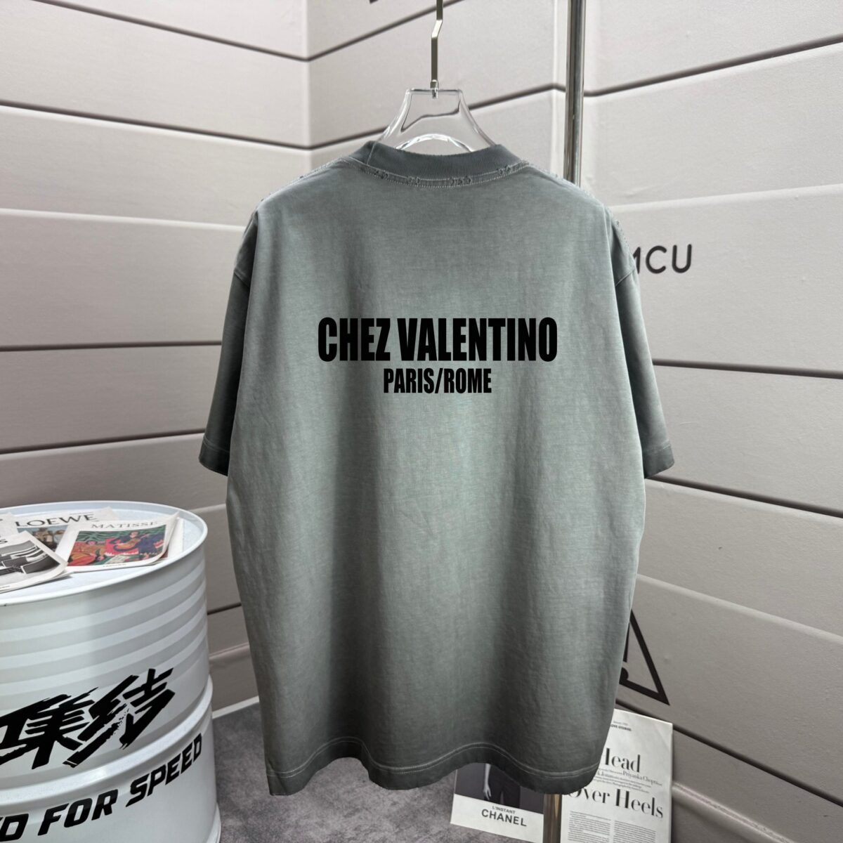 weigou_222826_1_ea6291f7e0 P80 VALENTIN* 华伦天*奴 2026春夏新款 洗水磨破320克圆领短袖tee 男女同款宽松版 颜色 :洗水黑 洗水白 洗水灰 褐色 尺码 :S M L XL XXL 尺码: S (90-130斤) M (120-150斤) L (140-165斤) XL (160-180斤) XXL (180-210斤)