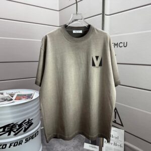 P80 VALENTIN* 华伦天*奴 2026春夏新款 洗水磨破320克圆领短袖tee 男女同款宽松版 颜色 :洗水黑 洗水白 洗水灰 褐色 尺码 :S M L XL XXL 尺码： S （90-130斤） M （120-150斤） L （140-165斤） XL （160-180斤） XXL （180-210斤）