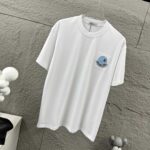 P80 Moncle* 蒙口*2026 春夏新款 经典图标字母立体贴布绣工艺 定制双纱平纹纯棉面料 短袖T恤 男女同款 颜色：黑色 白色 尺码： S （90-130斤） M （120-150斤） L （140-165斤） XL （160-180斤） XXL （180-210斤）