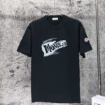 P70 MONCLE* 蒙口* 新款短袖T恤 经典字母植绒logo 宽松版型男女同款 尺码 S M L XL XXL 黑色 白色 藏青色