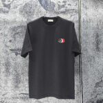 P70 MONCLE* 蒙口* 2026新款 刺绣章仔logo 短袖t恤 宽松版型男女同款 尺码 S M L XL XXL 黑色 白色 藏青色 灰色