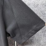 P70 MONCLE* 蒙口* 2026新款 刺绣章仔logo 短袖t恤 宽松版型男女同款 尺码 S M L XL XXL 黑色 白色 藏青色 灰色