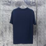 P70 MONCLE* 蒙口* 2026新款 刺绣章仔logo 短袖t恤 宽松版型男女同款 尺码 S M L XL XXL 黑色 白色 藏青色 灰色