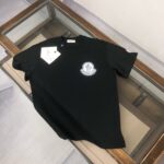 weigou_223924_0_e4885e7dab P75 💥 MON*CLER 蒙口 最新款情侣款圆领短袖 情侣T恤~ 春夏新品 高品质 🔥🔥时尚百搭潮款 定制进口面料 !穿着舒适 透气 时尚不失个性 上身休闲随性 帅气有型 彰显大牌气质!! 颜色:黑色 白色 尺码:M-3XL (下单请报身高体重)