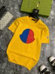 P70 品牌： 蒙口 (胖子福音)原单男士休闲短袖T恤，2026春夏新品，定制胸前顶级logo 工艺、搭配整件细节 品质及剪裁设计都堪称一流，定制进口丝光棉面料！型格十足，配色轻熟百搭。M-5XL(穿到220斤)