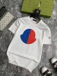 P70 品牌： 蒙口 (胖子福音)原单男士休闲短袖T恤，2026春夏新品，定制胸前顶级logo 工艺、搭配整件细节 品质及剪裁设计都堪称一流，定制进口丝光棉面料！型格十足，配色轻熟百搭。M-5XL(穿到220斤)