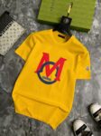 P70 品牌： 蒙口 (胖子福音)原单男士休闲短袖T恤，2026春夏新品，定制胸前顶级logo 工艺、搭配整件细节 品质及剪裁设计都堪称一流，定制进口丝光棉面料！型格十足，配色轻熟百搭。M-5XL(穿到220斤)