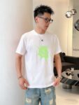 P70 品牌： 蒙口 (胖子福音)原单男士休闲短袖T恤，2026春夏新品，定制胸前顶级logo 工艺、搭配整件细节 品质及剪裁设计都堪称一流，定制进口丝光棉面料！型格十足，配色轻熟百搭。M-5XL(穿到220斤)