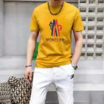 P70 品牌： 蒙口 (胖子福音)原单男士休闲短袖T恤，2026春夏新品，定制胸前顶级logo 工艺、搭配整件细节 品质及剪裁设计都堪称一流，定制进口丝光棉面料！型格十足，配色轻熟百搭。M-5XL(穿到220斤)