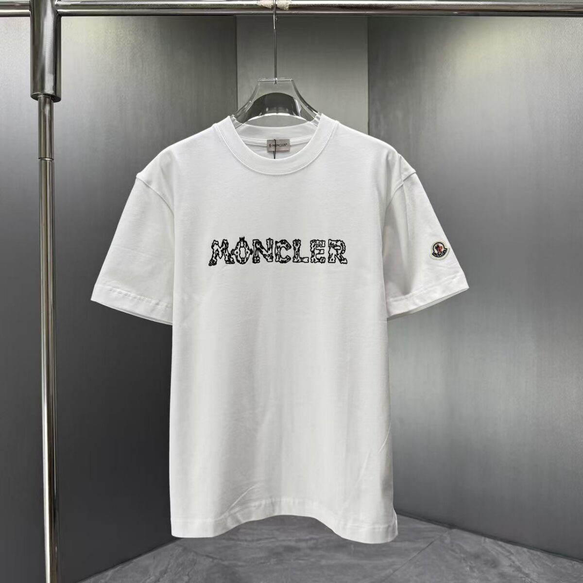P70 MONCL* 蒙口* 2026春夏新款短袖T恤 定制纯棉字母logo 美丽绒 颜色：黑色 白色 深蓝 棕色 码数：S M L XL XXL