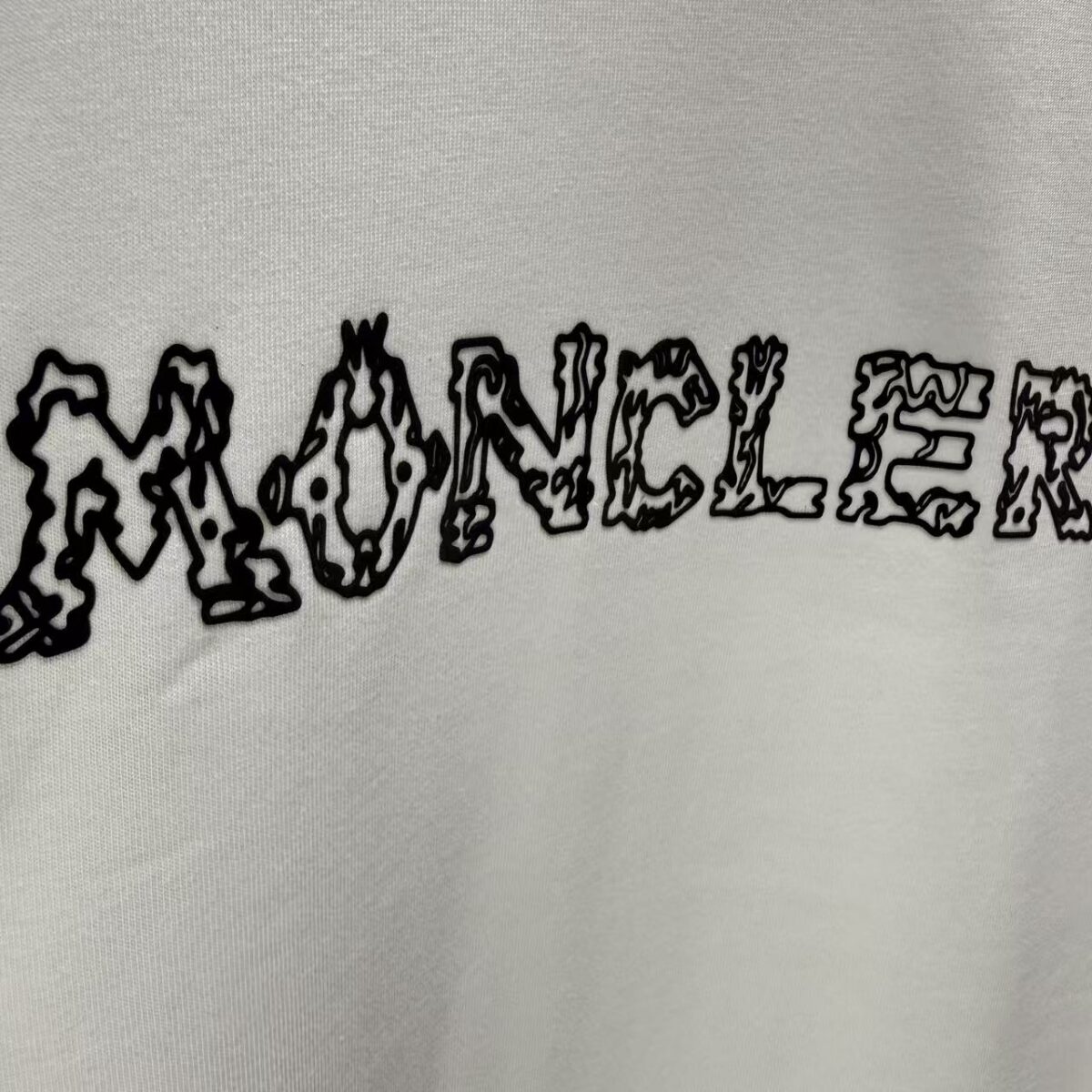 P70 MONCL* 蒙口* 2026春夏新款短袖T恤 定制纯棉字母logo 美丽绒 颜色：黑色 白色 深蓝 棕色 码数：S M L XL XXL