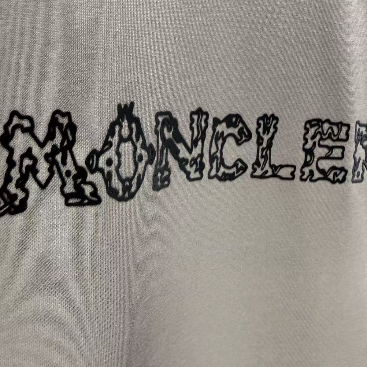 P70 MONCL* 蒙口* 2026春夏新款短袖T恤 定制纯棉字母logo 美丽绒 颜色：黑色 白色 深蓝 棕色 码数：S M L XL XXL