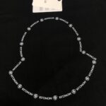 weigou_225017_2_a967e83e15 P75 💥 MONCLER 蒙口 夏季新款圆领短袖T恤!270克重磅高端纯棉面料,手感质感都极完美!修身裁剪设计干净利落!时尚又好看!走线做工非常精致!版型效果超赞!而且透气性能超强!任何年龄阶段都可轻松驾驭,男士衣橱里必备的单品。 颜色: 米白 黑色 码数:M-3XL (下单请报身高体重)