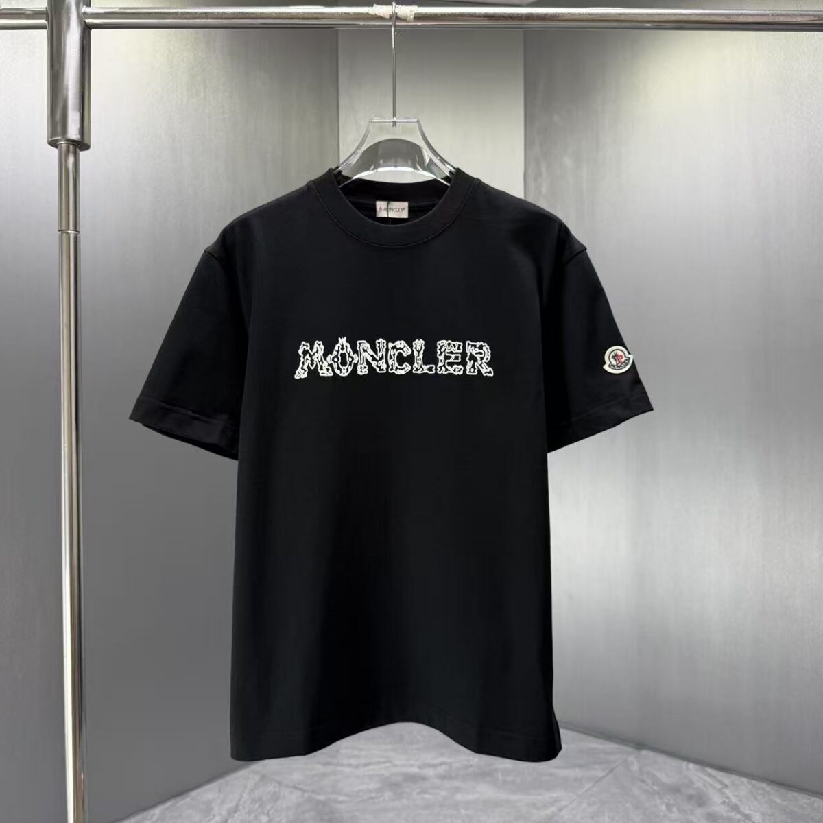 P70 MONCL* 蒙口* 2026春夏新款短袖T恤 定制纯棉字母logo 美丽绒 颜色：黑色 白色 深蓝 棕色 码数：S M L XL XXL