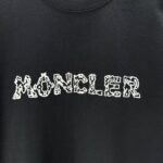 P70 MONCL* 蒙口* 2026春夏新款短袖T恤 定制纯棉字母logo 美丽绒 颜色：黑色 白色 深蓝 棕色 码数：S M L XL XXL