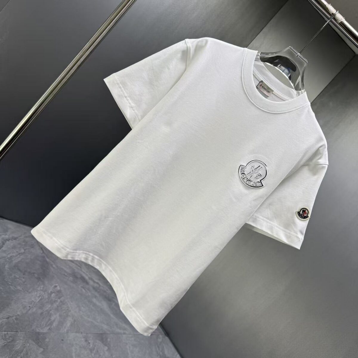 P80 MONCL* 蒙口* 2026春夏新款短袖T恤 定制纯棉字母logo 刺绣 颜色：黑色 白色 深蓝 码数：S M L XL XXL
