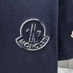 P80 MONCL* 蒙口* 2026春夏新款短袖T恤 定制纯棉字母logo 刺绣 颜色：黑色 白色 深蓝 码数：S M L XL XXL