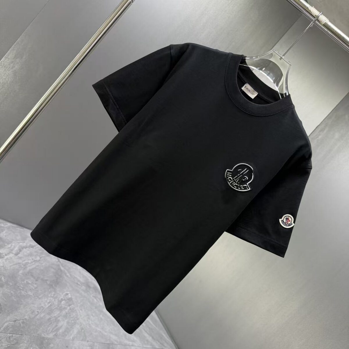 P80 MONCL* 蒙口* 2026春夏新款短袖T恤 定制纯棉字母logo 刺绣 颜色：黑色 白色 深蓝 码数：S M L XL XXL