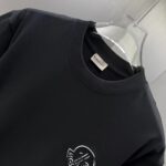 P80 MONCL* 蒙口* 2026春夏新款短袖T恤 定制纯棉字母logo 刺绣 颜色：黑色 白色 深蓝 码数：S M L XL XXL