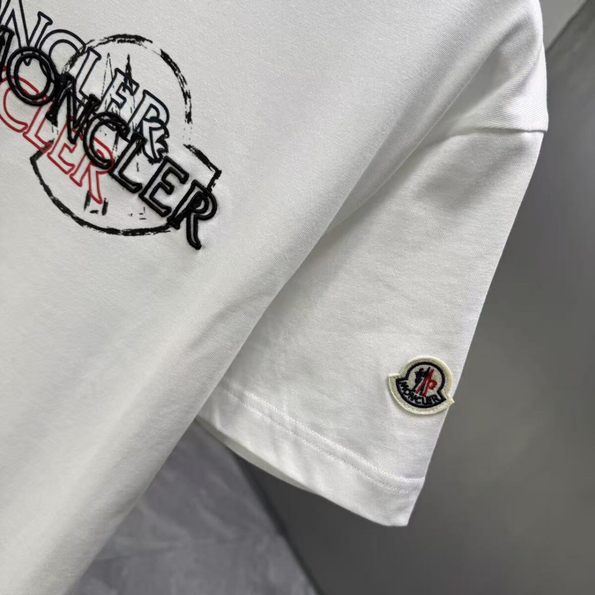P80 MONCL* 蒙口* 2026春夏新款短袖T恤 定制纯棉字母logo 印花+刺绣 颜色：黑色 白色 深蓝 码数：S M L XL XXL
