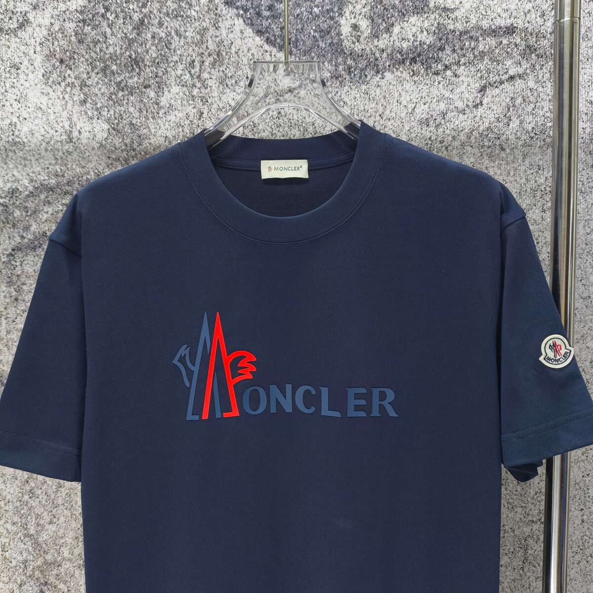 P75 MONCLE* 蒙口* 2026新款 立体厚板胶logo 短袖t恤 宽松版型男女同款 尺码 S M L XL XXL 黑色 白色 藏青色 灰色