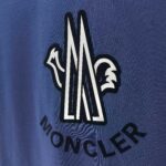 P75 MONCLE* 蒙口* 2026新款 立体厚板胶logo 短袖t恤 宽松版型男女同款 尺码 S M L XL XXL 黑色 白色 藏青色