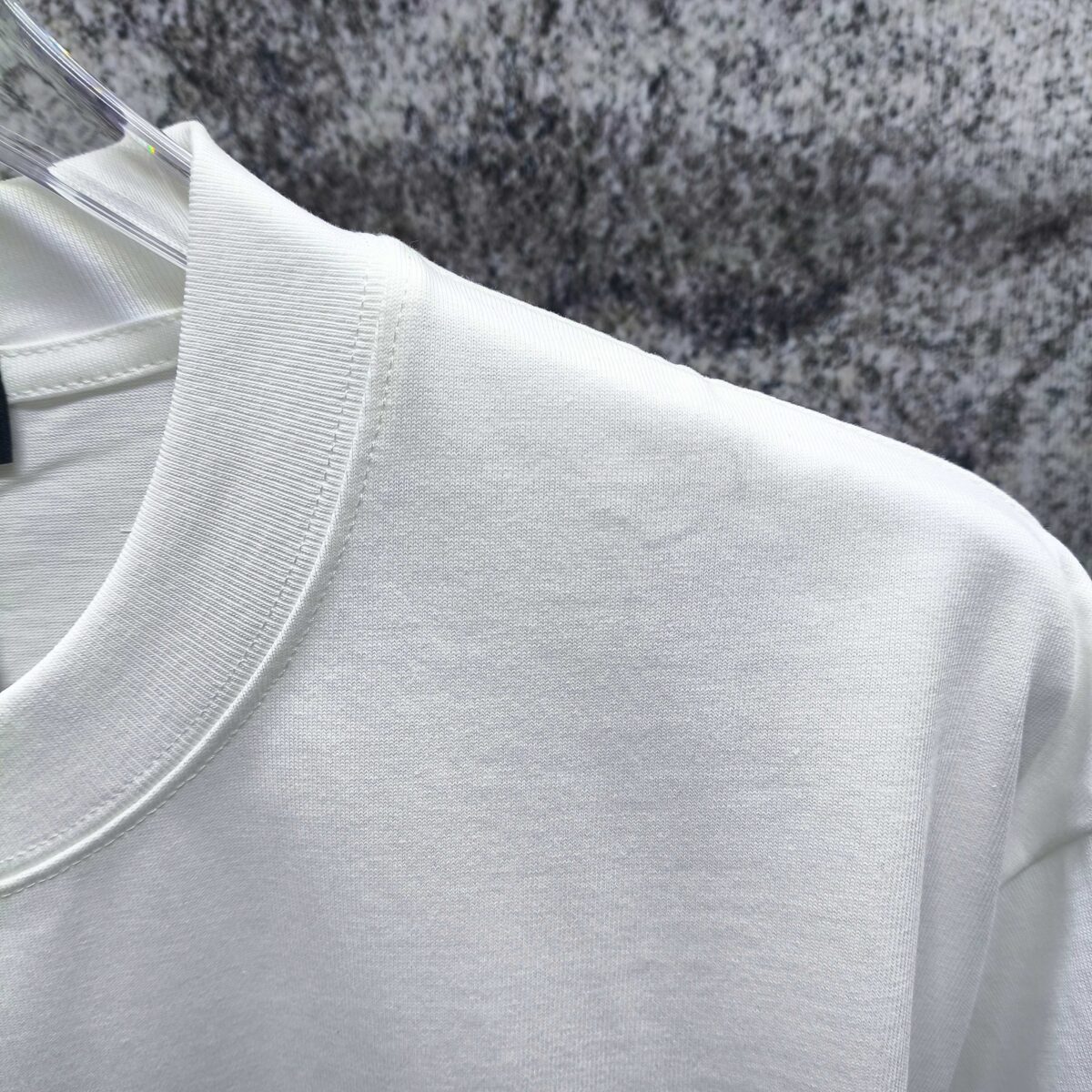 P75 MONCLE* 蒙口* 2026新款 立体厚板胶logo 短袖t恤 宽松版型男女同款 尺码 S M L XL XXL 黑色 白色 藏青色