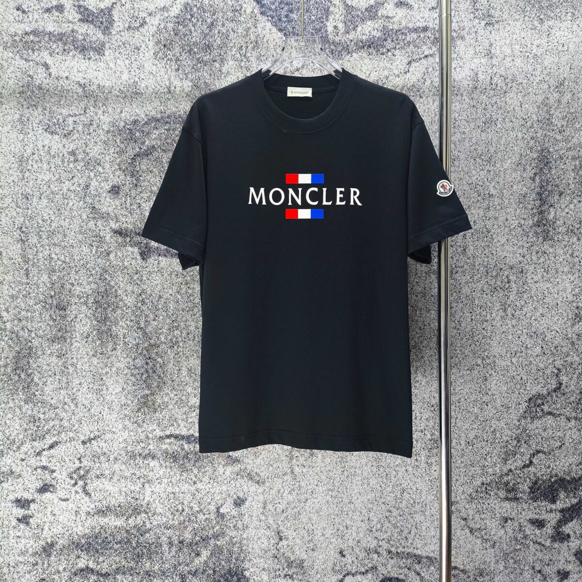 P75 MONCLE* 蒙口* 2026新款 立体厚板胶logo 短袖t恤 宽松版型男女同款 尺码 S M L XL XXL 黑色 白色 藏青色