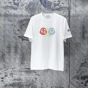 weigou_226162_0_29a00098e1 P75 MONCLE* 蒙口* 2026新款 立体厚板胶logo 短袖t恤 宽松版型男女同款 尺码 S M L XL XXL 黑色 白色 藏青色