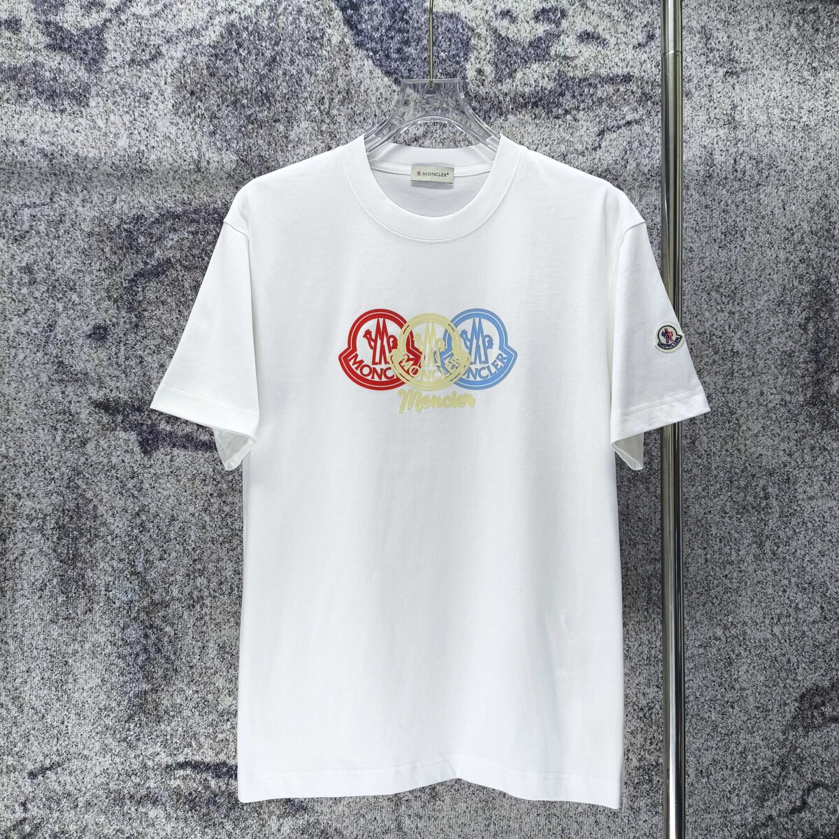 P75 MONCLE* 蒙口* 2026新款 立体厚板胶logo 短袖t恤 宽松版型男女同款 尺码 S M L XL XXL 黑色 白色 藏青色