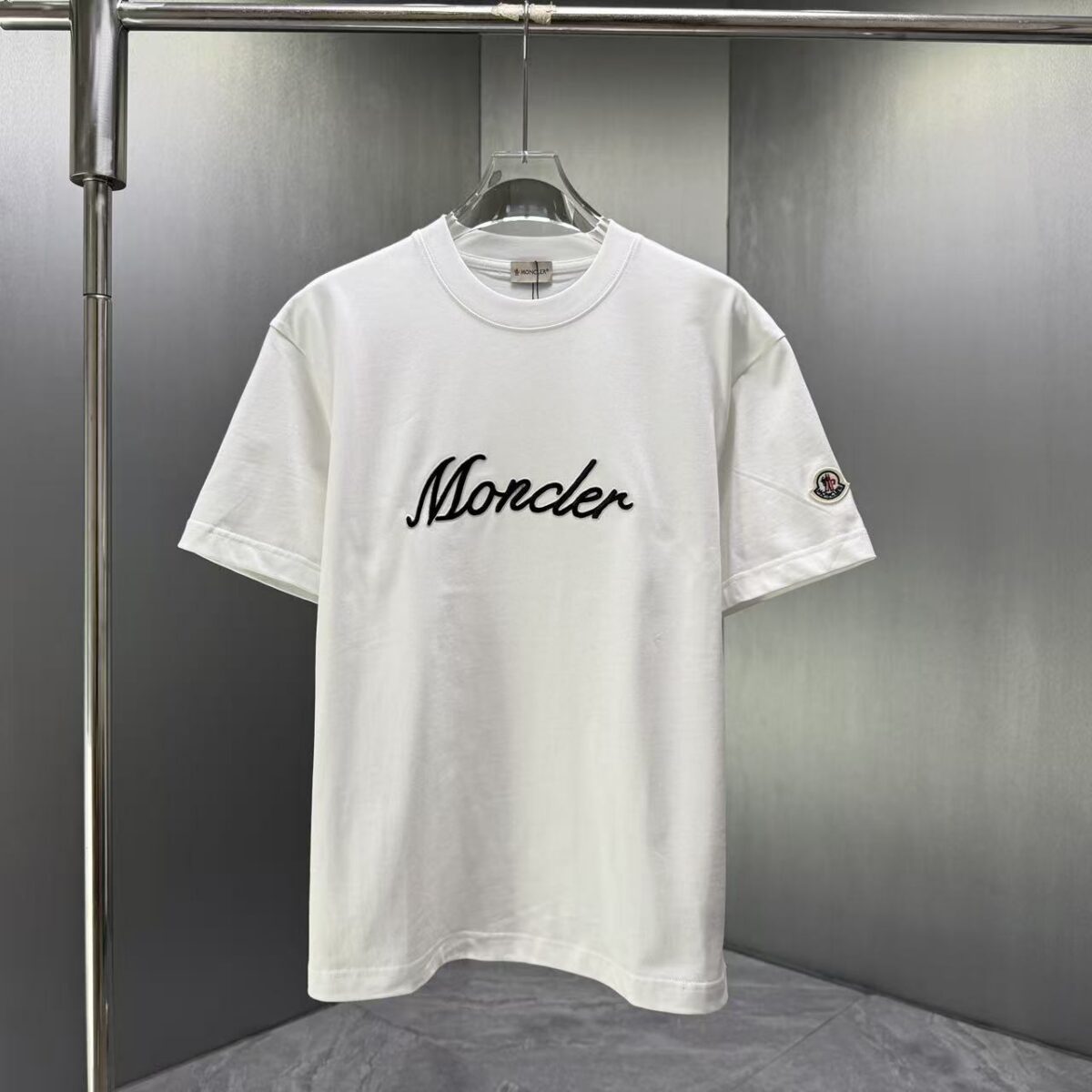 P75 MONCL* 蒙口* 2026春夏新款短袖T恤 定制纯棉字母logo 刺绣 颜色：黑色 白色 深蓝 棕色 码数：S M L XL XXL
