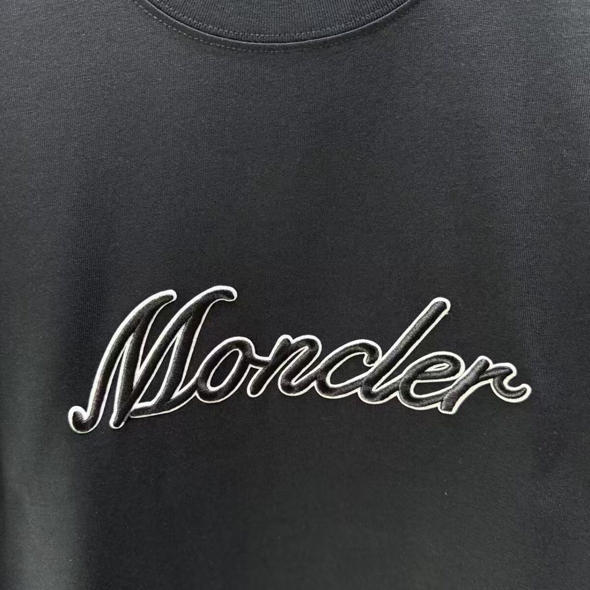 P75 MONCL* 蒙口* 2026春夏新款短袖T恤 定制纯棉字母logo 刺绣 颜色：黑色 白色 深蓝 棕色 码数：S M L XL XXL