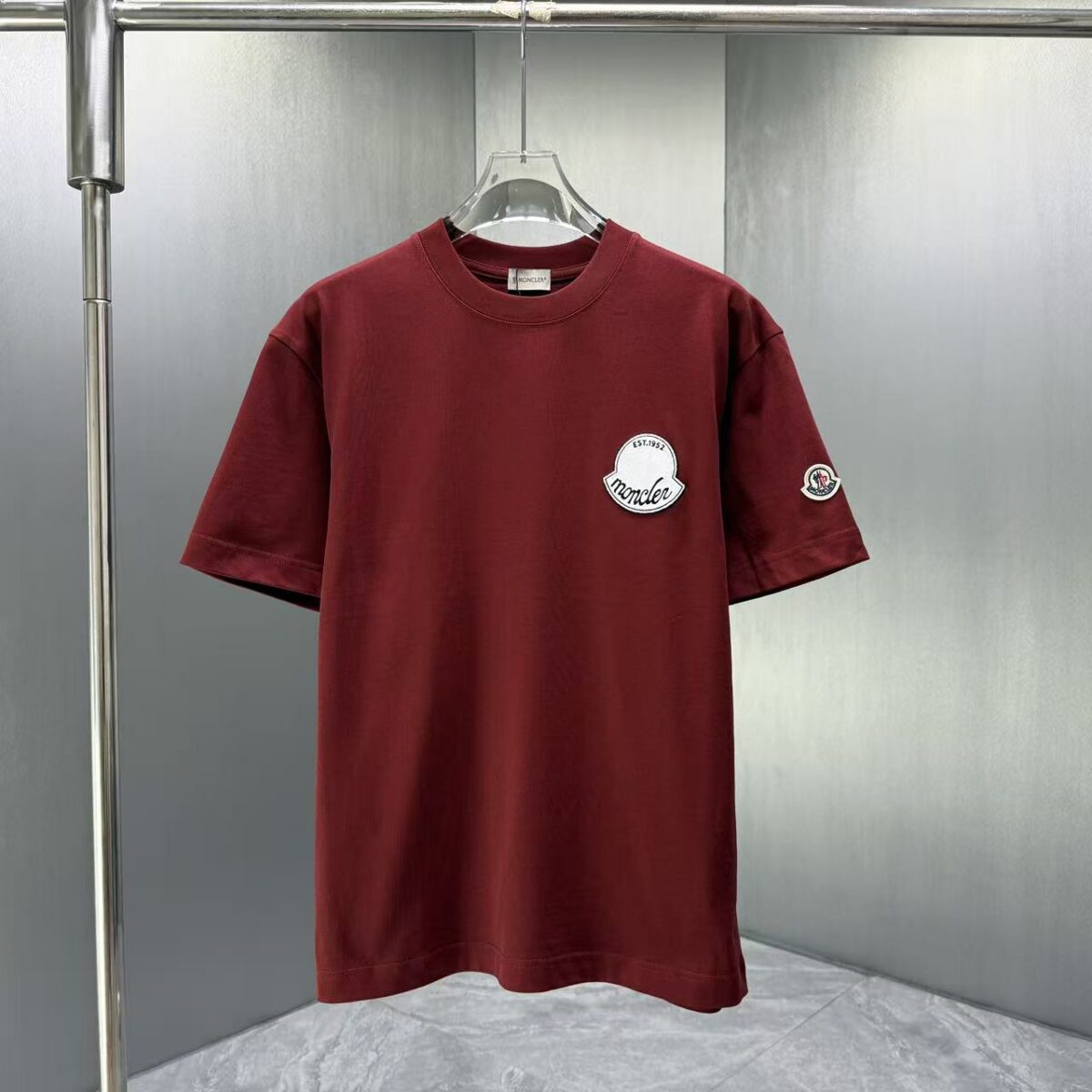 P75 MONCL* 蒙口* 2026春夏新款短袖T恤 定制纯棉字母logo 刺绣 颜色：黑色 白色 深蓝 深红 码数：S M L XL XXL