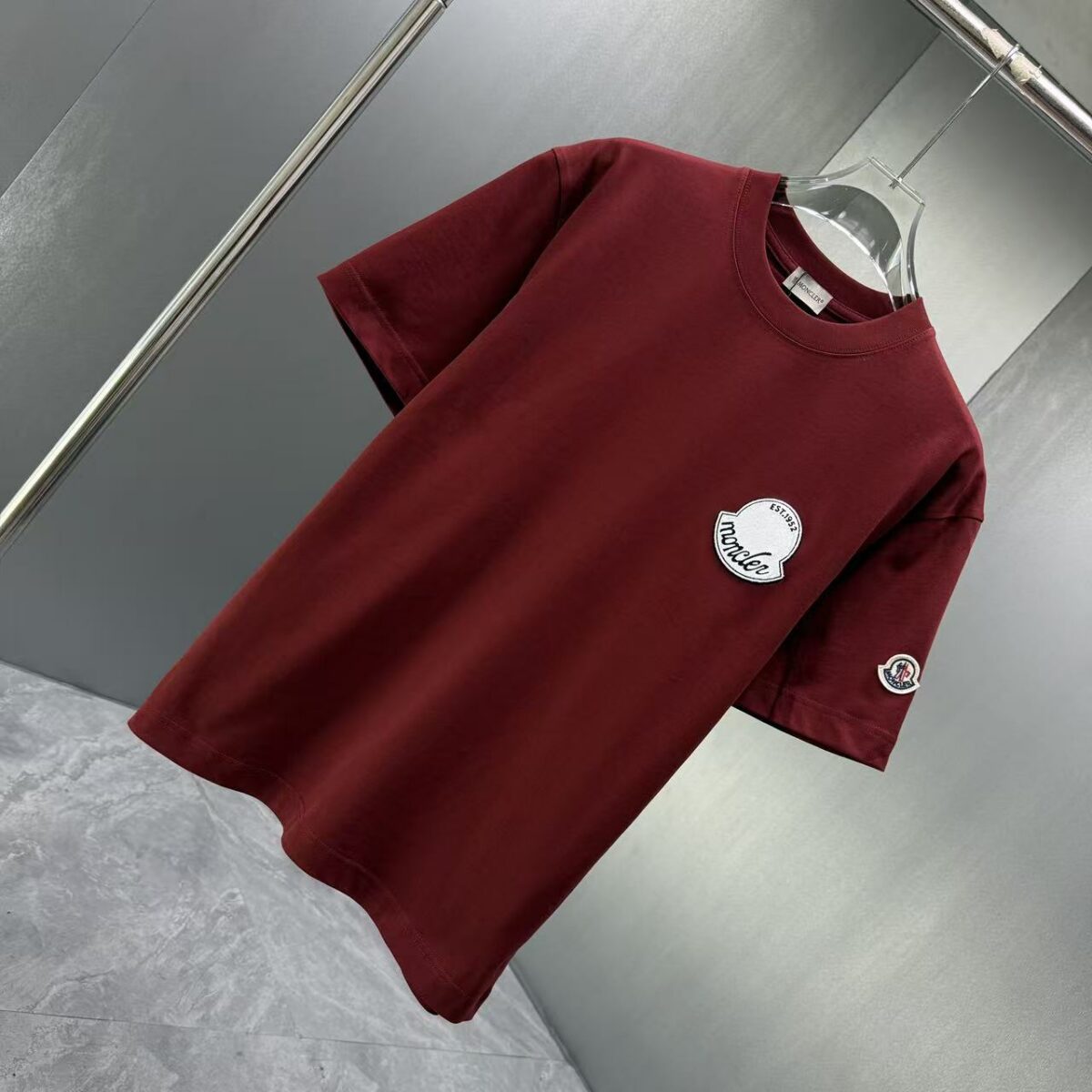 P75 MONCL* 蒙口* 2026春夏新款短袖T恤 定制纯棉字母logo 刺绣 颜色：黑色 白色 深蓝 深红 码数：S M L XL XXL