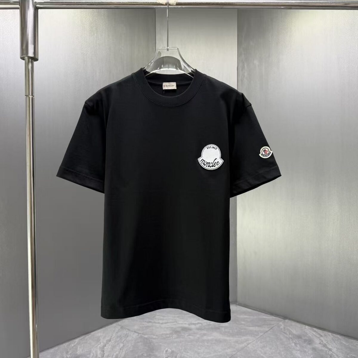 P75 MONCL* 蒙口* 2026春夏新款短袖T恤 定制纯棉字母logo 刺绣 颜色：黑色 白色 深蓝 深红 码数：S M L XL XXL