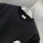 P75 MONCL* 蒙口* 2026春夏新款短袖T恤 定制纯棉字母logo 刺绣 颜色：黑色 白色 深蓝 深红 码数：S M L XL XXL