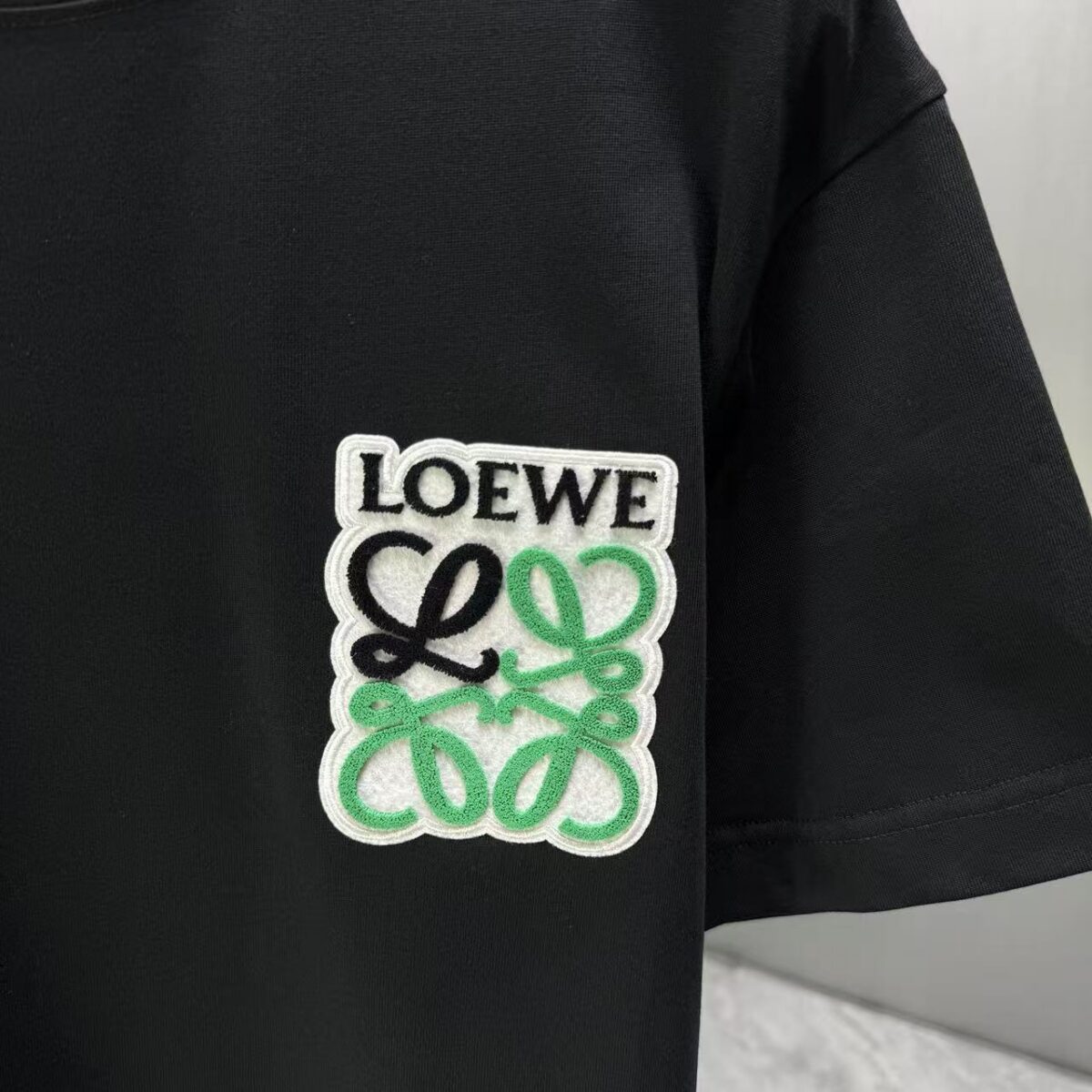 P75 MONCL* 蒙口* 2026春夏新款短袖T恤 定制纯棉字母logo 刺绣 颜色：黑色 白色 深蓝 深红 码数：S M L XL XXL