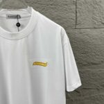 P75 Moncle* 蒙口*2026 春夏新款 经典图标字母立体刺绣工艺 定制双纱平纹纯棉面料 短袖T恤 男女同款 颜色：黑色 白色 尺码： S （90-130斤） M （120-150斤） L （140-165斤） XL （160-180斤） XXL （180-210斤）