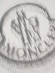 P75 MONCLER/蒙口26SS字母LOGO标识印花模糊感短袖T恤 ●正品4286购入开发 ●100%全棉冰纱棉180克 ●1*1全棉精梳棉罗纹260克 ●面料酵洗 ●数码直喷 ●定制1：1袖标 ●定制1：1商标 ●宽松版型 ●尺码：S M L XL