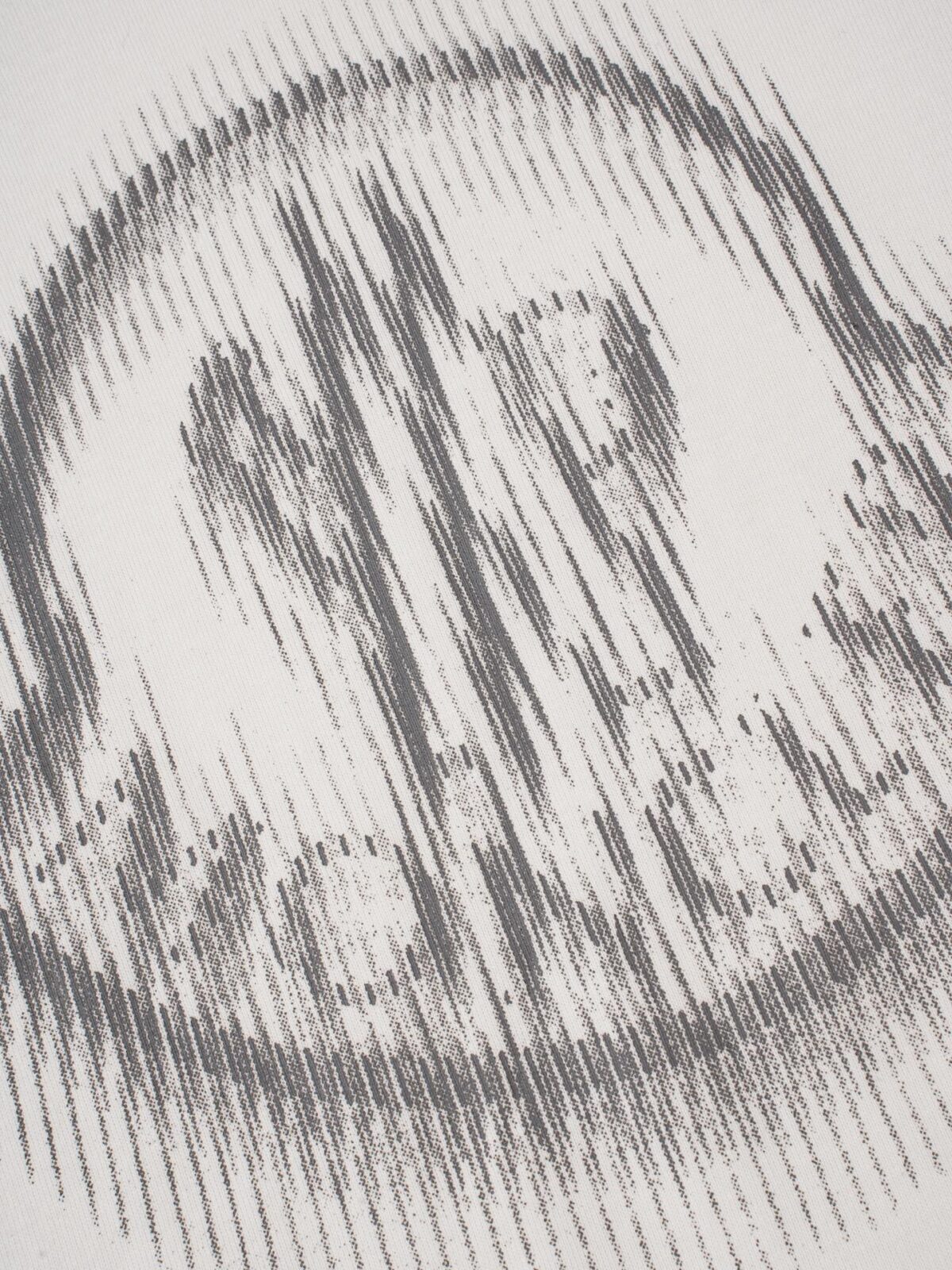 P75 MONCLER/蒙口26SS字母LOGO标识印花模糊感短袖T恤 ●正品4286购入开发 ●100%全棉冰纱棉180克 ●1*1全棉精梳棉罗纹260克 ●面料酵洗 ●数码直喷 ●定制1：1袖标 ●定制1：1商标 ●宽松版型 ●尺码：S M L XL