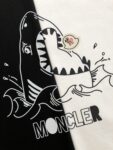 P75 Mon**阔版版型M-XXXL 顶级黑白字母贴鲨鱼圆领短袖，精致工艺专柜面料，顶级元素融合打造，经典短袖3标齐全，潮男时尚，无论是上身舒适度还是都是无可比拟的存在，可以说是夏日
